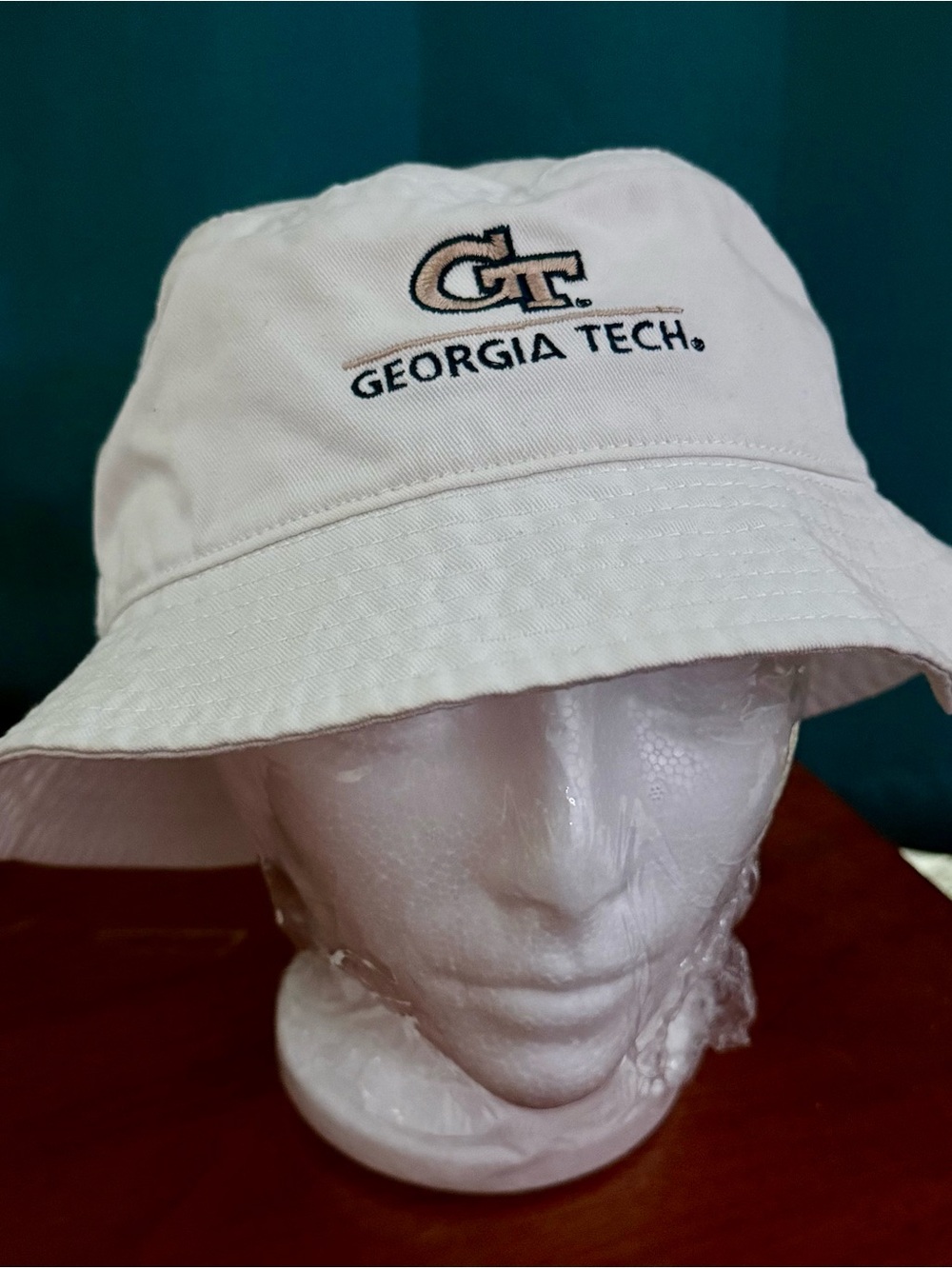 Georgia Tech University White Bucket Hat - GT Embroidered Logo Legacy brand